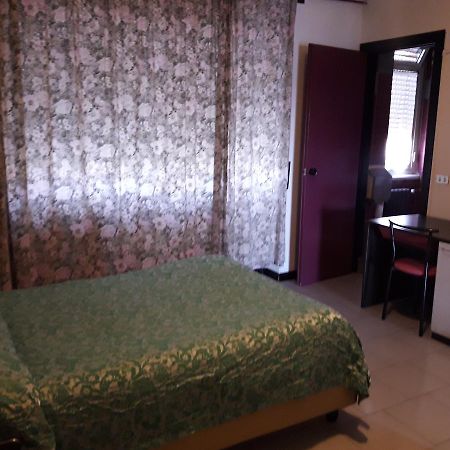 Albergo Piccadilly Medolago Kültér fotó