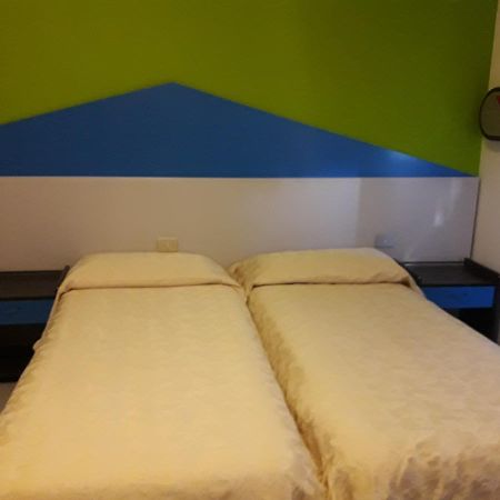 Albergo Piccadilly Medolago Kültér fotó