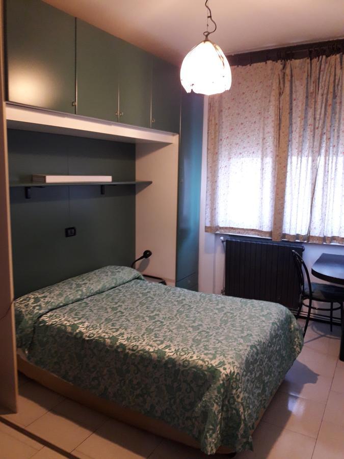 Albergo Piccadilly Medolago Kültér fotó