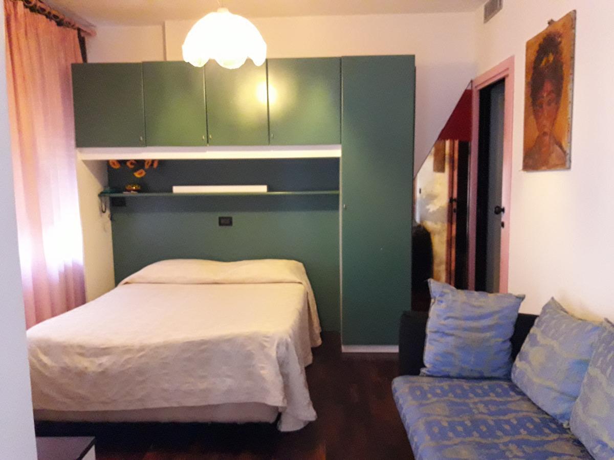 Albergo Piccadilly Medolago Kültér fotó